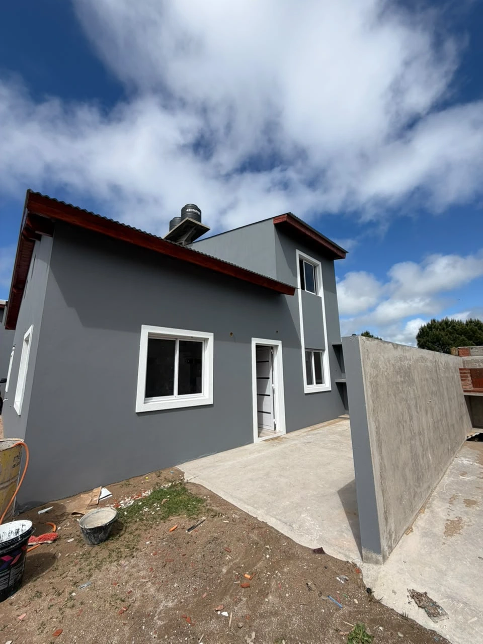 property-1792852414734-1