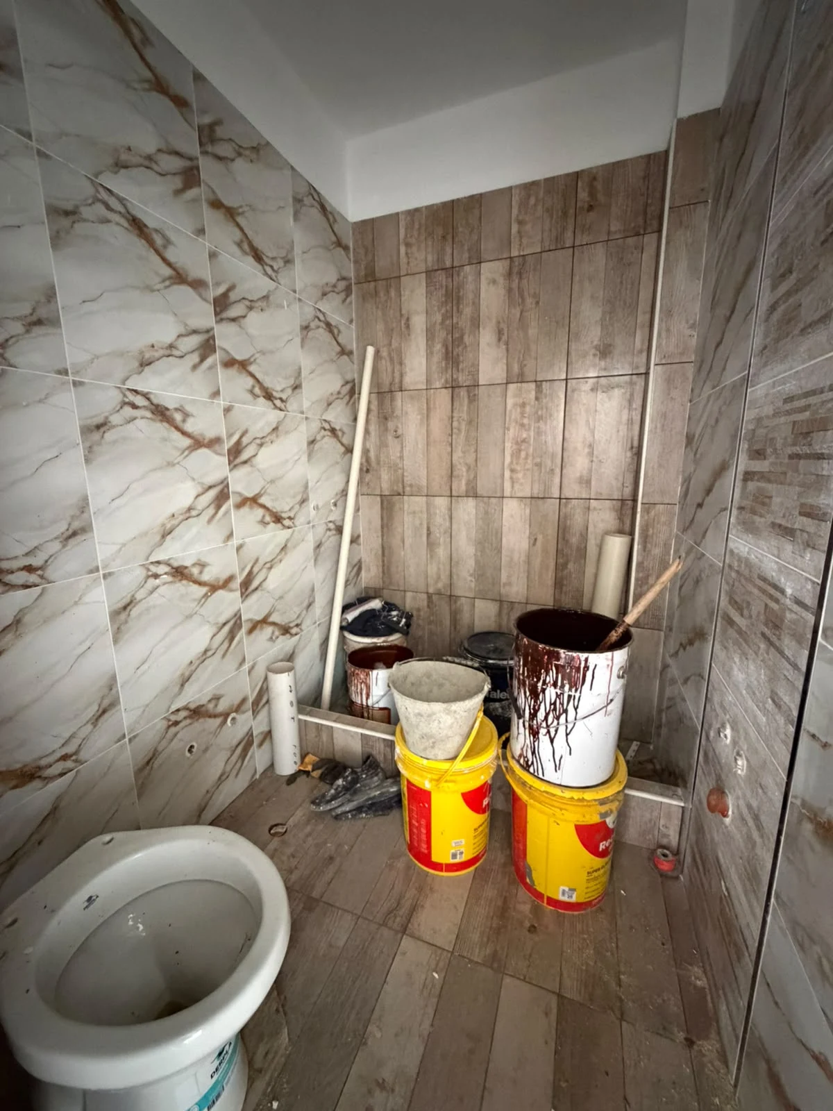 property-1792852472698-13