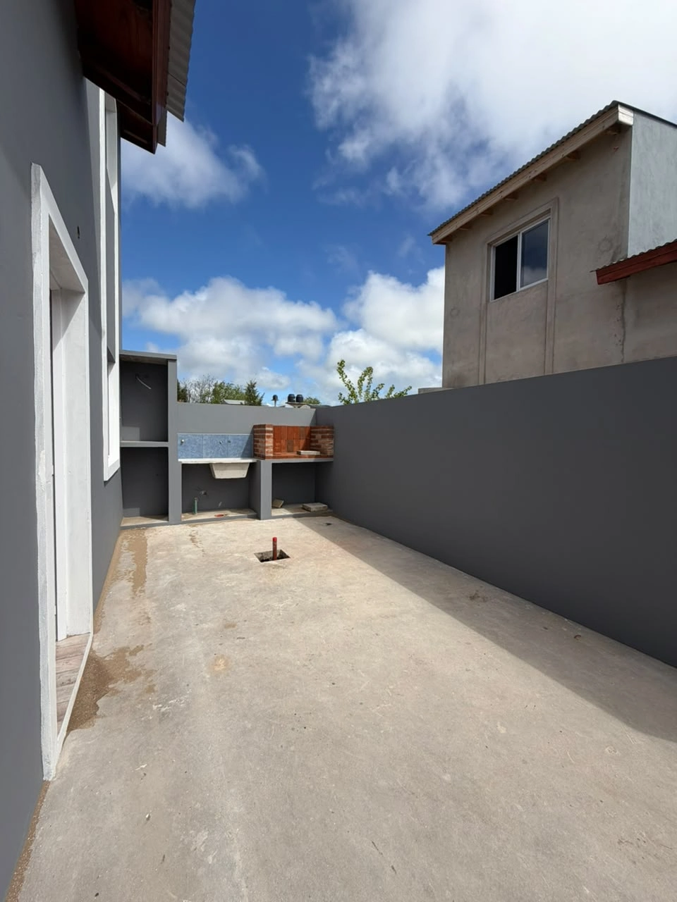 property-1792852478422-14